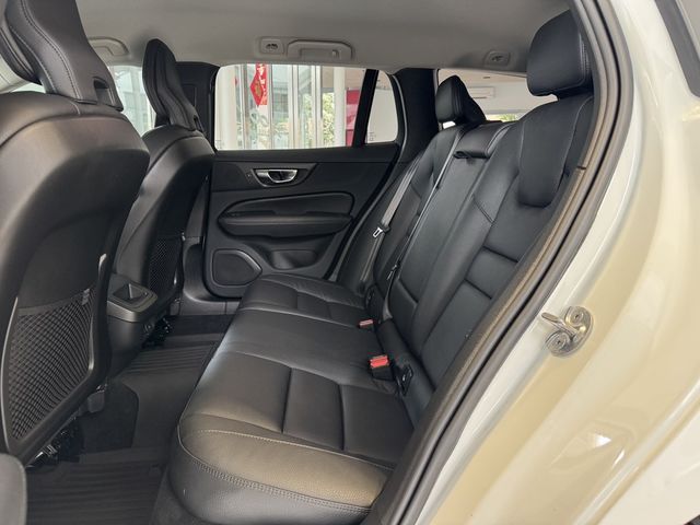 VOLVO富豪 V60  第7張相片