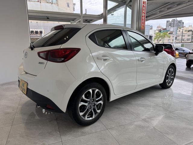 MAZDA馬自達 MAZDA 2  第2張相片