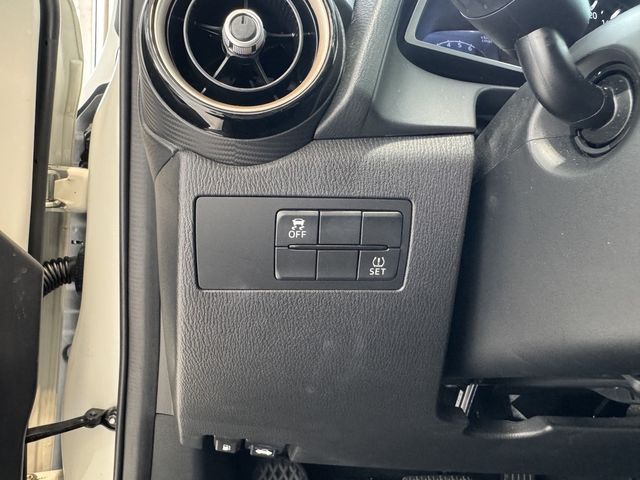 MAZDA馬自達 MAZDA 2  第16張相片