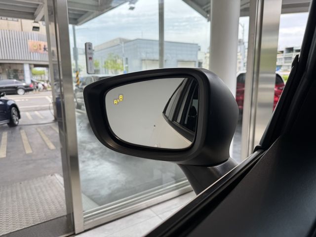 MAZDA馬自達 MAZDA 2  第17張相片