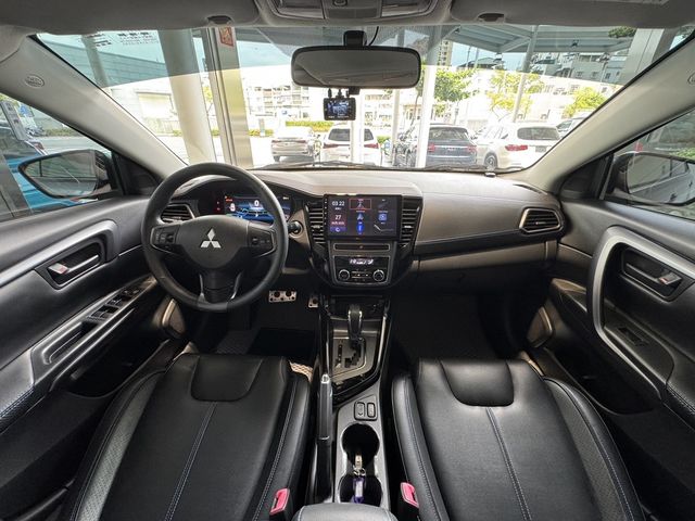 MITSUBISHI三菱 GRAND LANCER  第5張相片