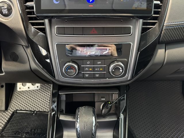 MITSUBISHI三菱 GRAND LANCER  第11張相片