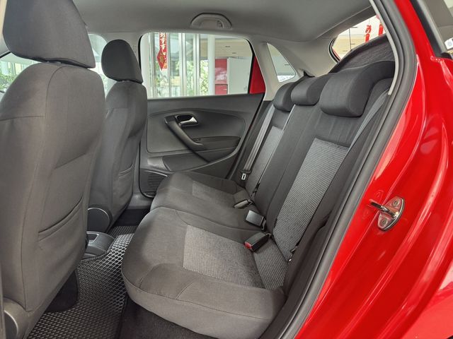 VOLKSWAGEN福斯 POLO  第8張相片
