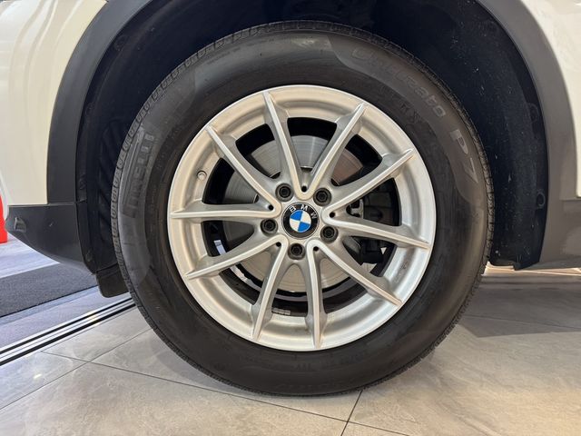 BMW寶馬 X3  第3張相片