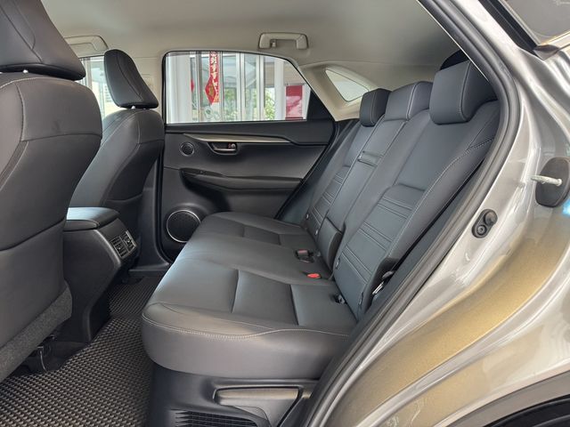 LEXUS凌志 NX200  第7張相片