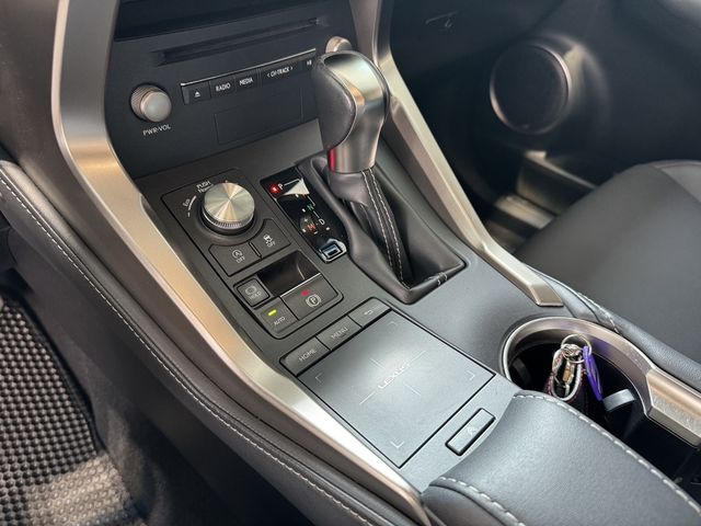 LEXUS凌志 NX200  第9張相片