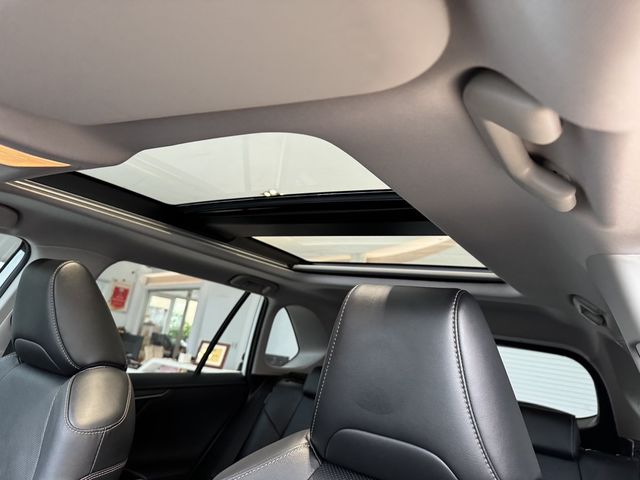 TOYOTA豐田 RAV4  第8張相片