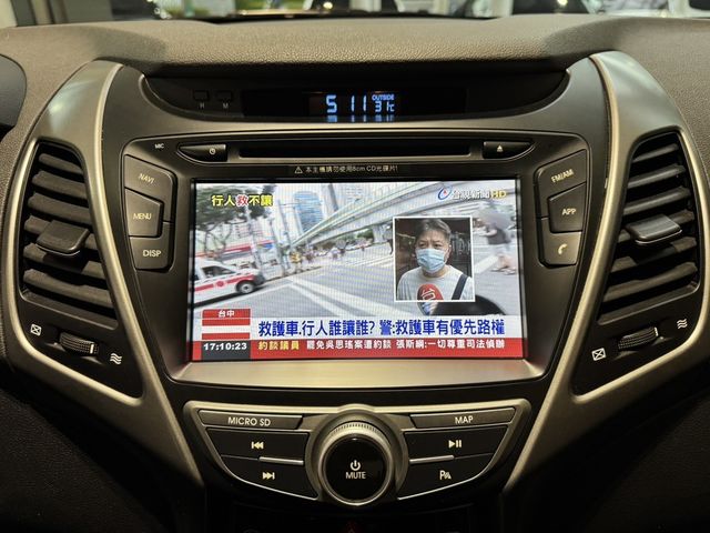 HYUNDAI現代 ELANTRA  第12張相片