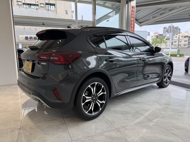 FORD福特 FOCUS ACTIVE  第2張相片