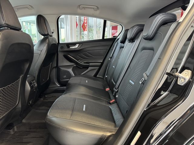 FORD福特 FOCUS ACTIVE  第7張相片
