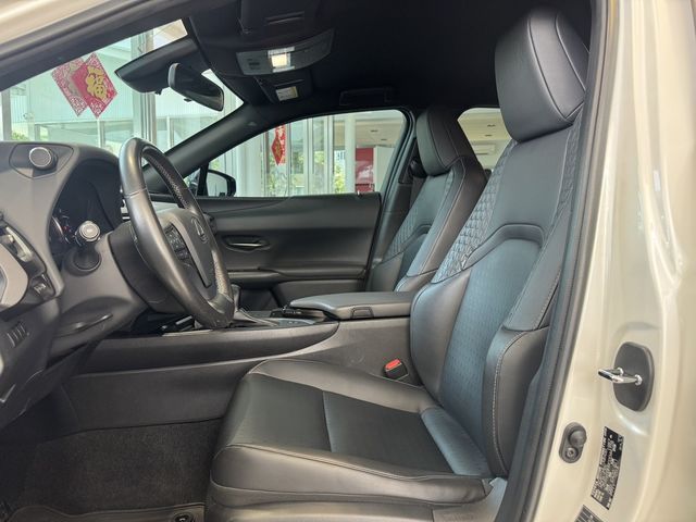 LEXUS凌志 UX250H  第8張相片