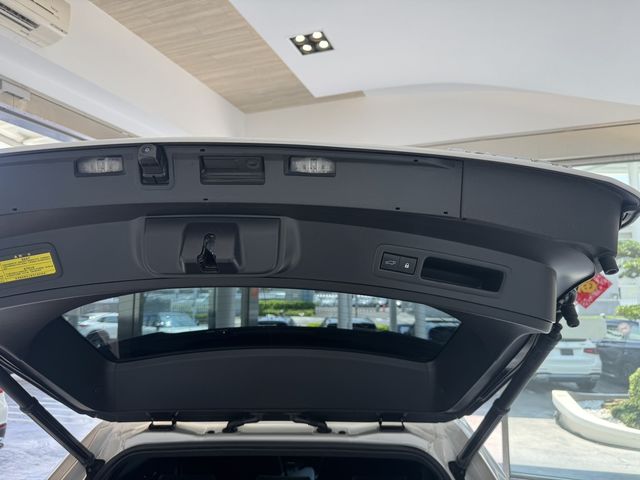 LEXUS凌志 UX250H  第17張相片