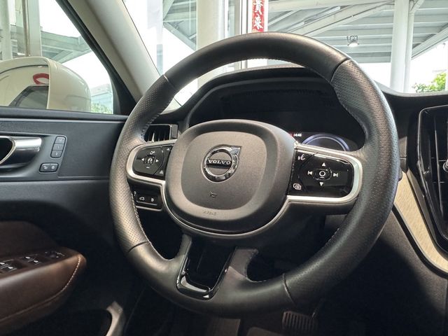 VOLVO富豪 XC60  第4張相片