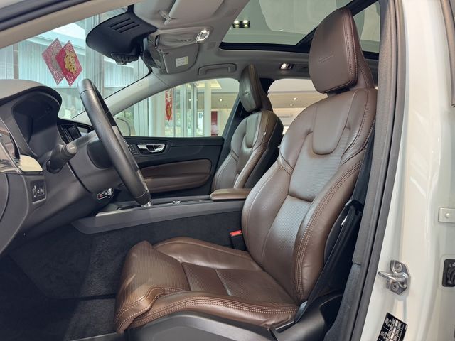 VOLVO富豪 XC60  第9張相片
