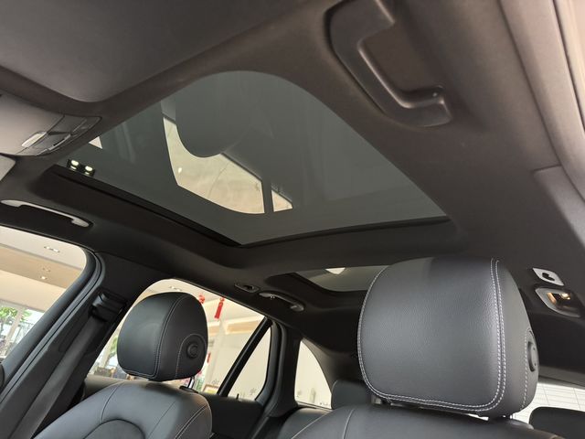 M-BENZ賓士 GLC250  第9張相片