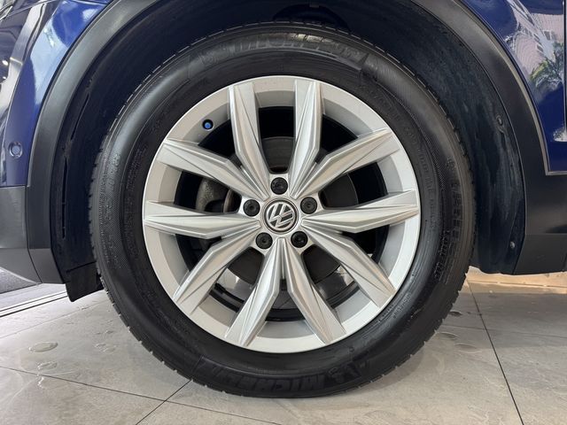 VOLKSWAGEN福斯 TIGUAN  第3張相片