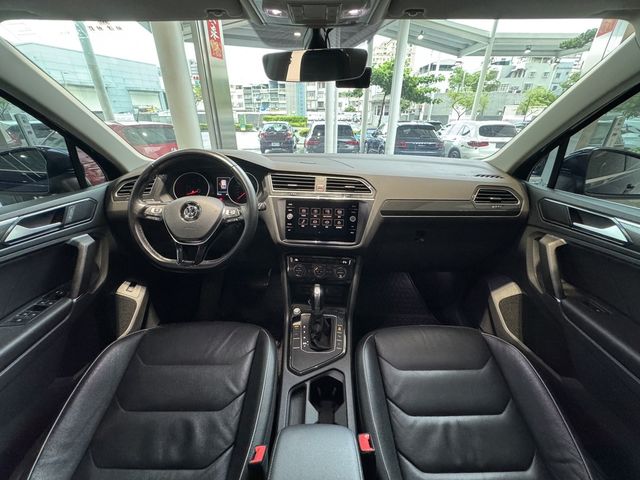 VOLKSWAGEN福斯 TIGUAN  第5張相片