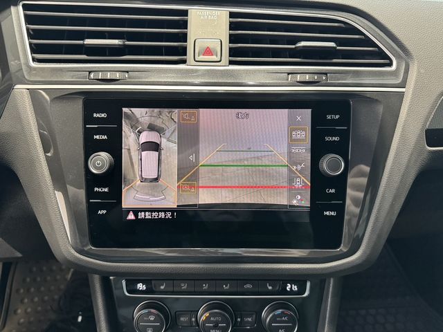 VOLKSWAGEN福斯 TIGUAN  第12張相片