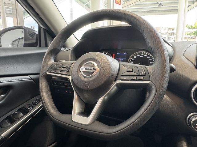 NISSAN日產 SENTRA  第4張相片