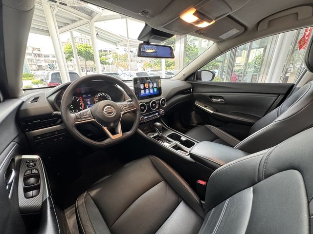 NISSAN日產 SENTRA  第6張相片