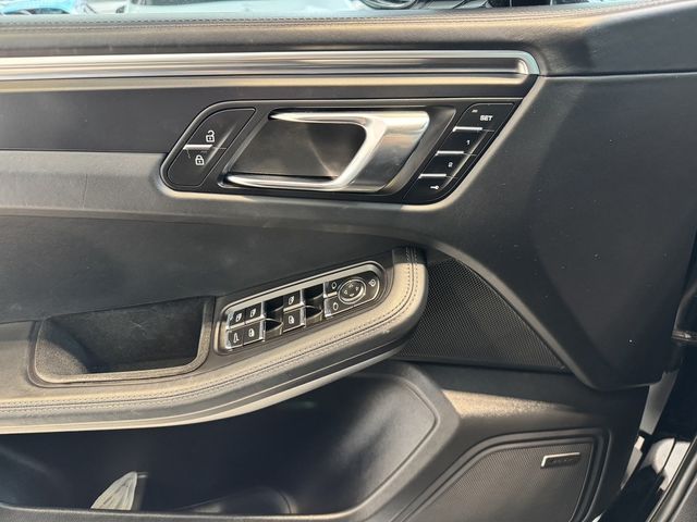 PORSCHE保時捷 MACAN  第12張相片