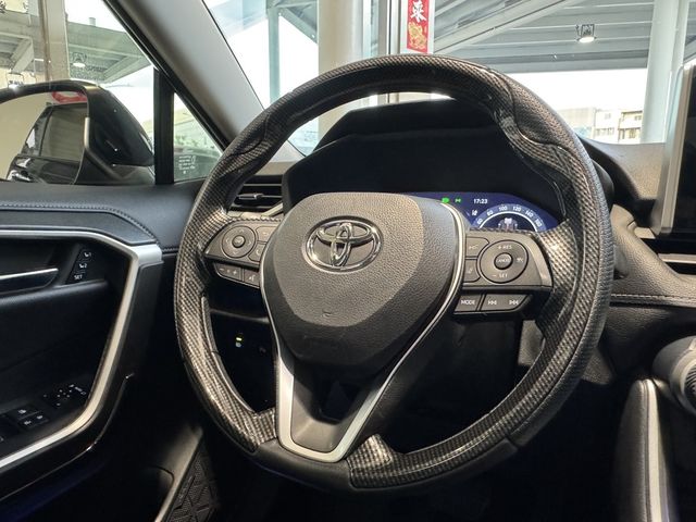 TOYOTA豐田 RAV4  第4張相片