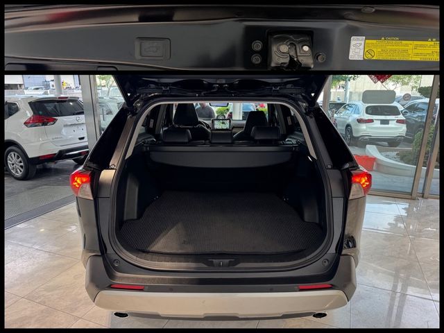 TOYOTA豐田 RAV4  第16張相片