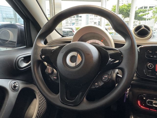 SMART斯麥特 FORFOUR  第6張相片