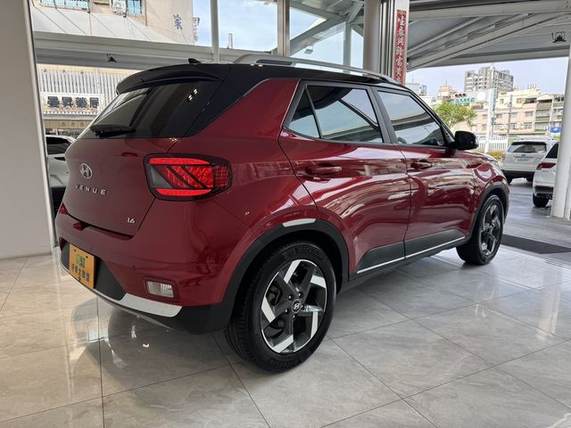 HYUNDAI現代 VENUE  第2張相片
