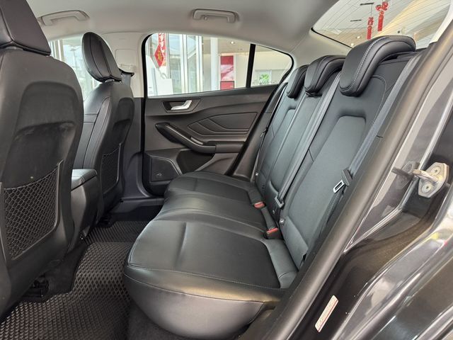 FORD福特 FOCUS  第7張相片