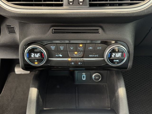 FORD福特 FOCUS  第10張相片