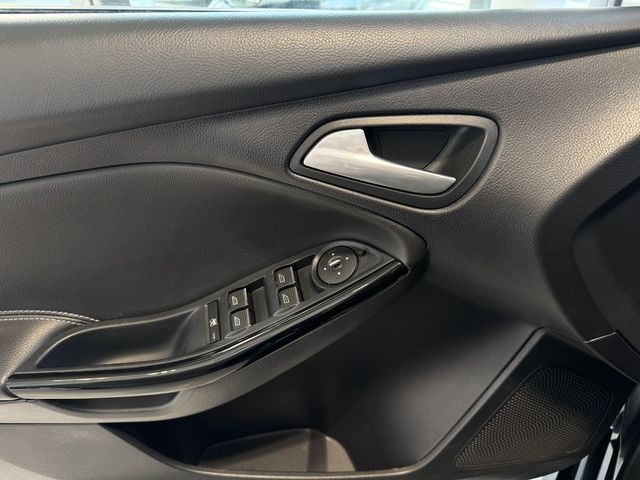 FORD福特 FOCUS  第18張相片