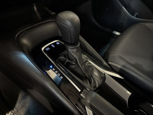 TOYOTA豐田 COROLLA ALTIS HYBRID  第11張相片