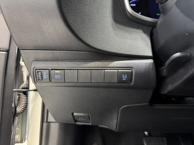 TOYOTA豐田 COROLLA ALTIS HYBRID  第15張相片