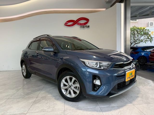 KIA起亞 STONIC  第1張相片