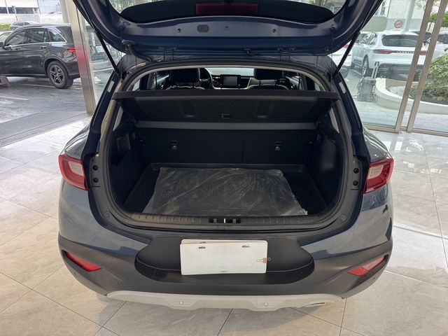 KIA起亞 STONIC  第17張相片