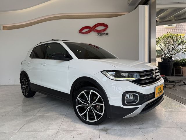 VOLKSWAGEN福斯 T-CROSS  第1張相片