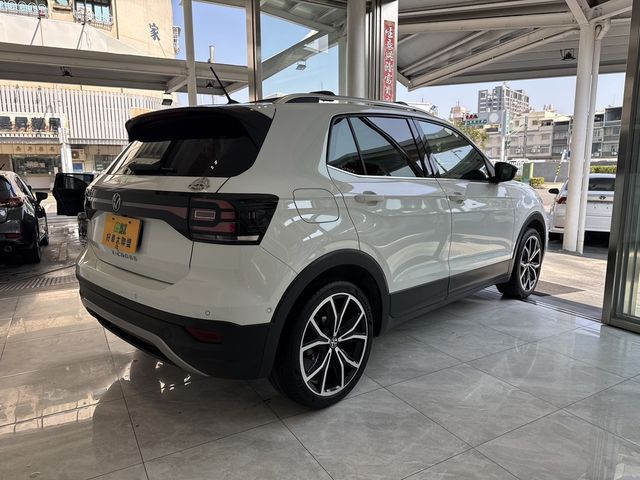 VOLKSWAGEN福斯 T-CROSS  第2張相片