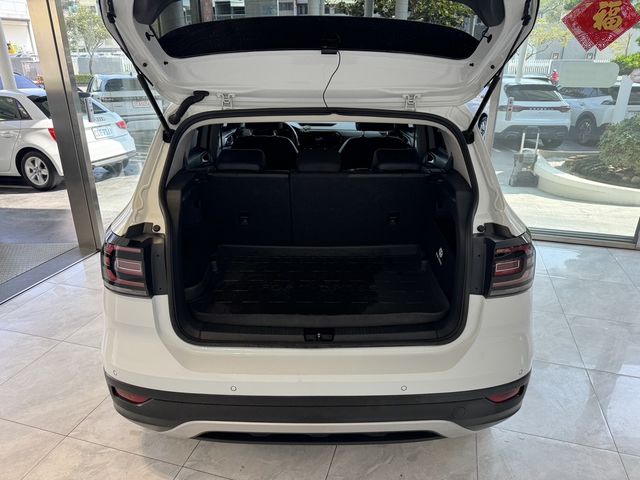 VOLKSWAGEN福斯 T-CROSS  第17張相片