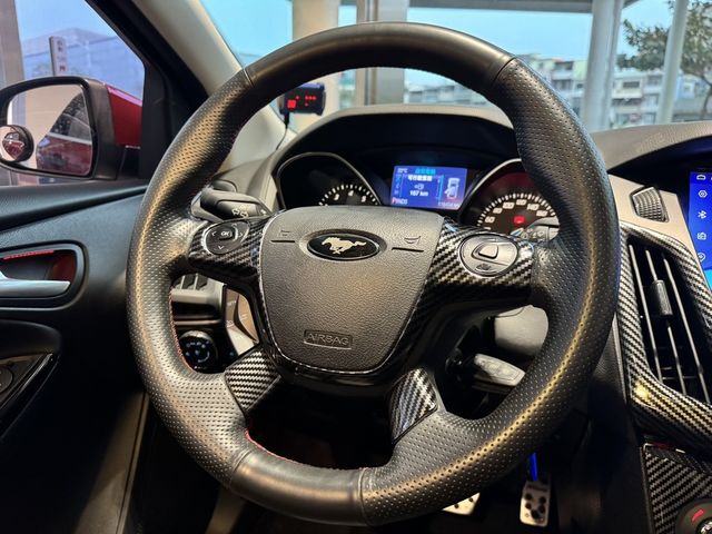 FORD福特 FOCUS  第6張相片