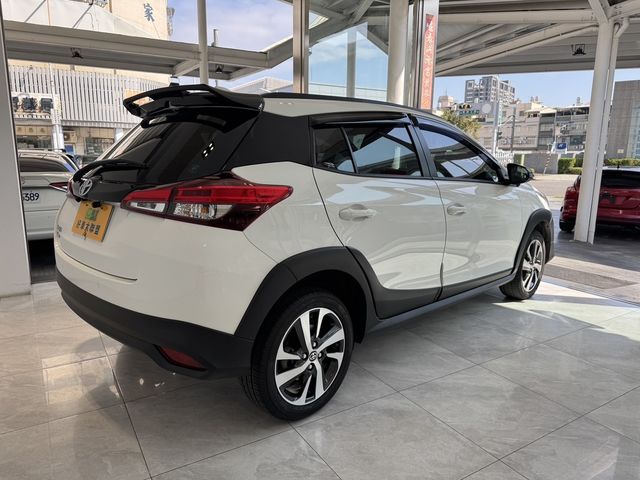 TOYOTA豐田 YARIS CROSSOVER  第2張相片