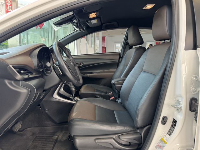 TOYOTA豐田 YARIS CROSSOVER  第9張相片