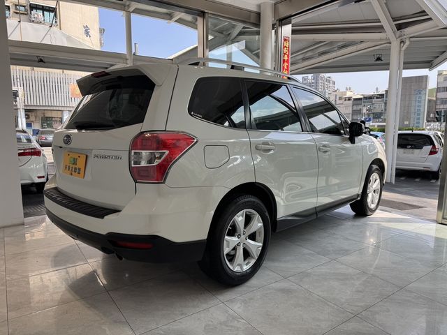 SUBARU速霸陸 FORESTER  第2張相片