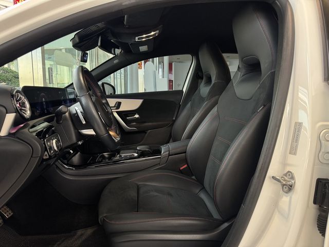 M-BENZ賓士 A180  第9張相片