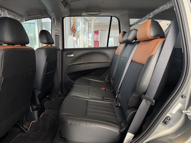 MITSUBISHI三菱 ZINGER  第9張相片