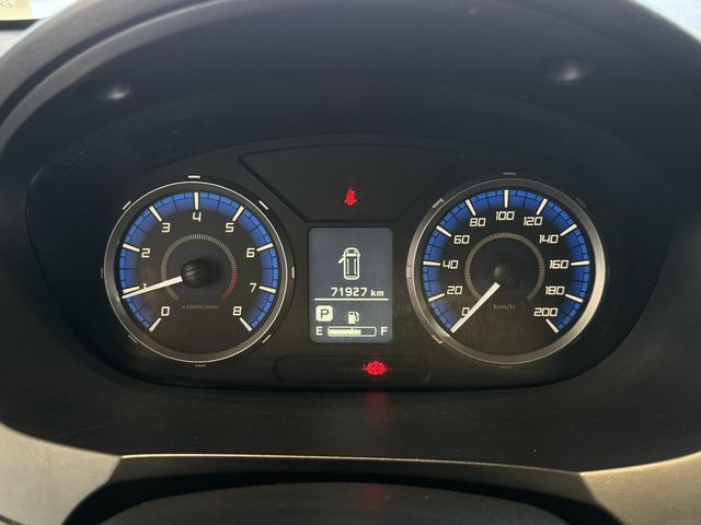 MITSUBISHI三菱 ZINGER  第15張相片