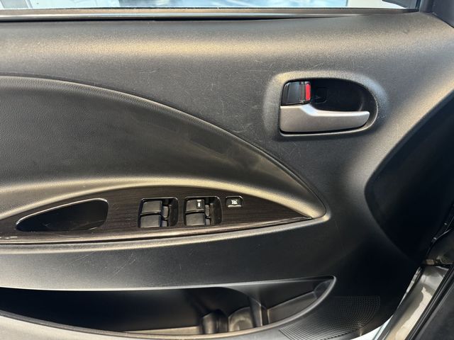 MITSUBISHI三菱 ZINGER  第17張相片