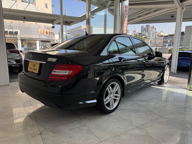 M-BENZ賓士 C200  第2張相片