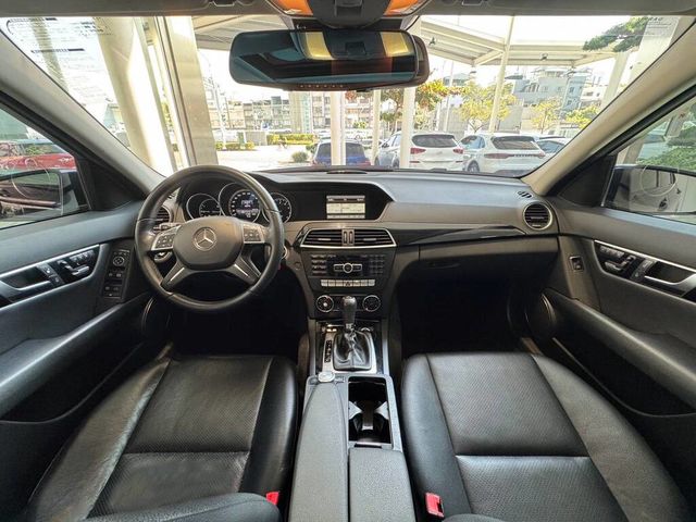 M-BENZ賓士 C200  第5張相片