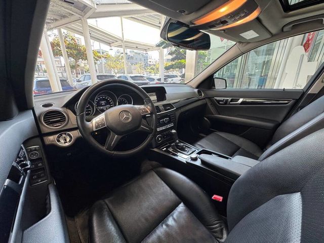 M-BENZ賓士 C200  第6張相片